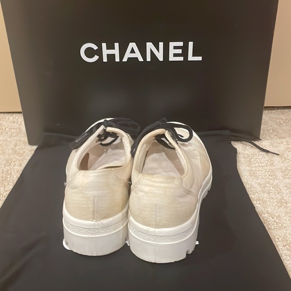 Vintage Chanel canvas sneakers, 35 - Picture 4 of 9